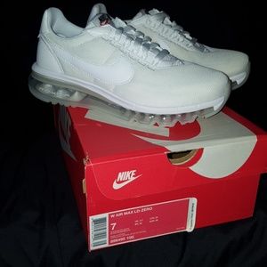 On reserve!!  Nike Air Max LD-Zero Women's size: 7